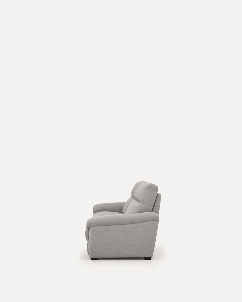 712